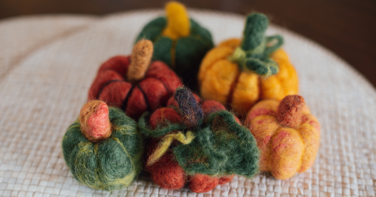 Look at all the amazing felted pumpkins!